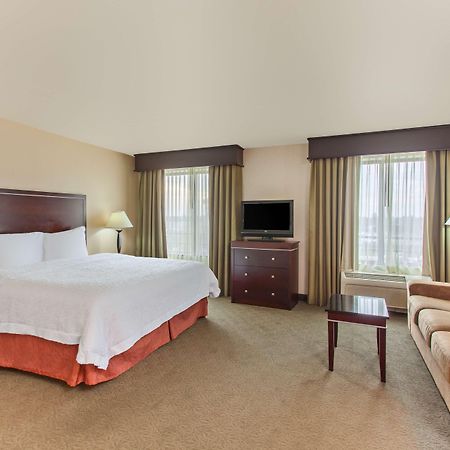 Hampton Inn & Suites Розвилл Экстерьер фото