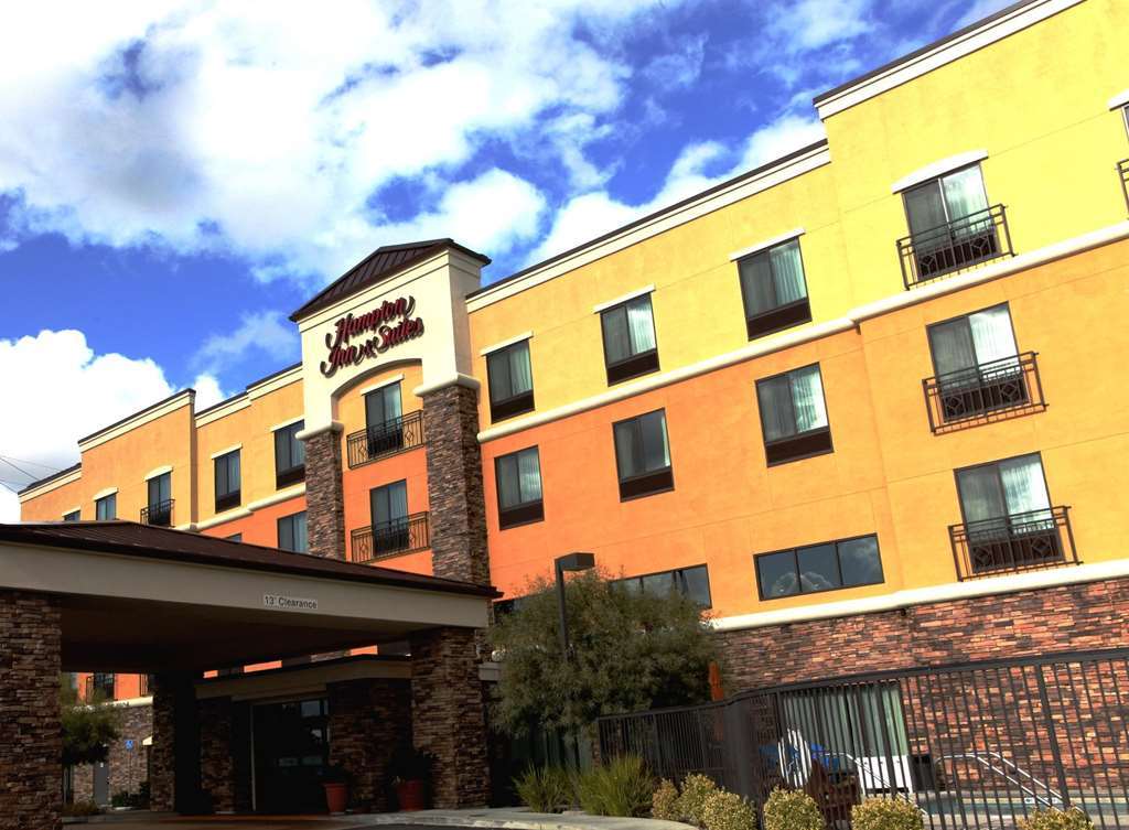 Hampton Inn & Suites Розвилл Экстерьер фото