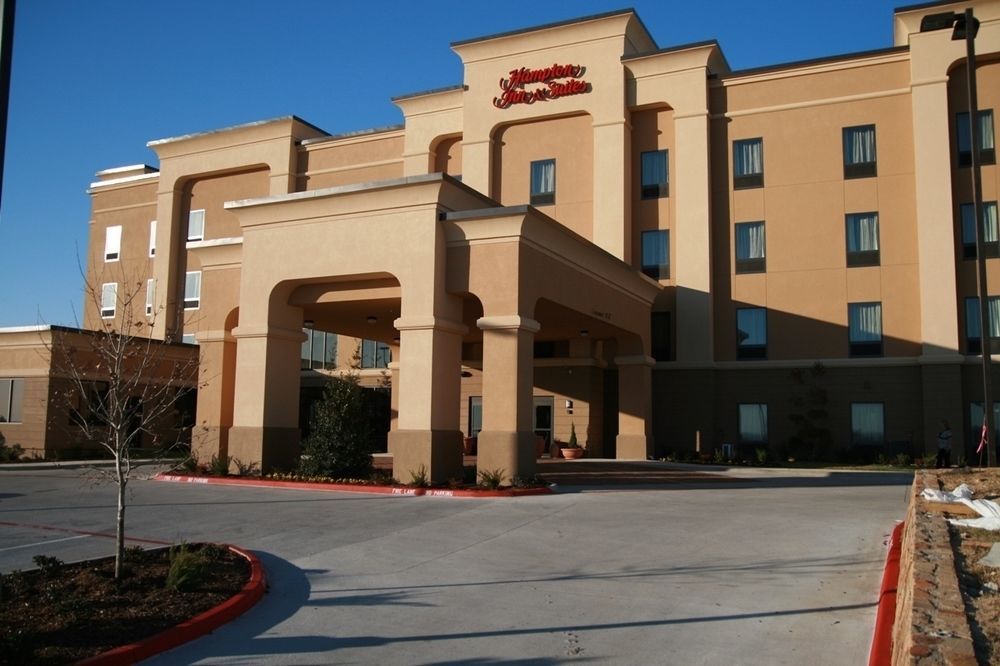 Hampton Inn & Suites Розвилл Экстерьер фото